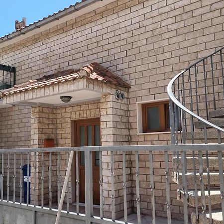 Apartments Soric Omiš Eksteriør billede