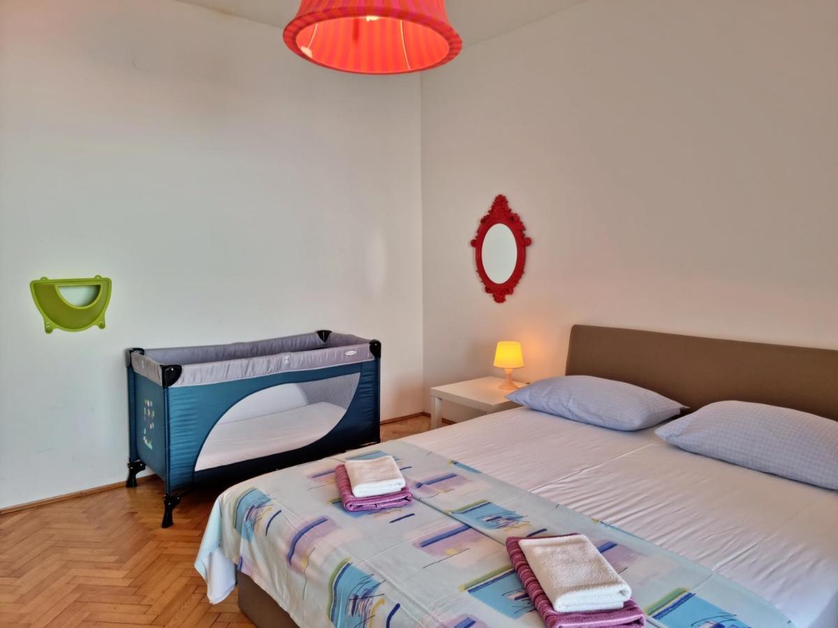Apartments Soric Omiš Eksteriør billede