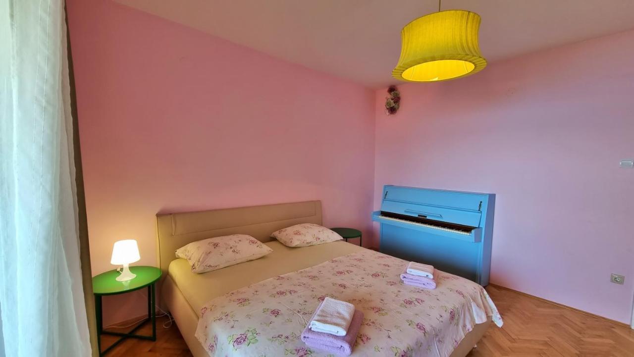 Apartments Soric Omiš Eksteriør billede